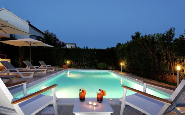 Apartment Azzini Violeta