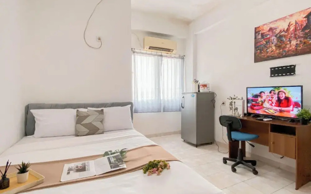 Basic Studio Apartment At Margonda Residence 1