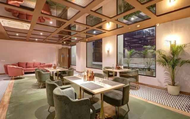 Saltstayz Premier - Mohali Chandigarh