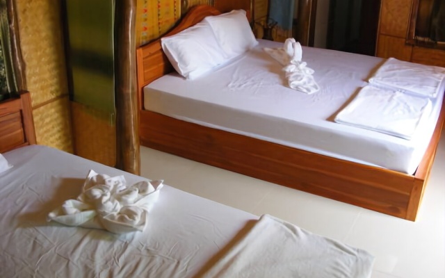 Boom Boom Resort – Guest Rooms – Tha Mai