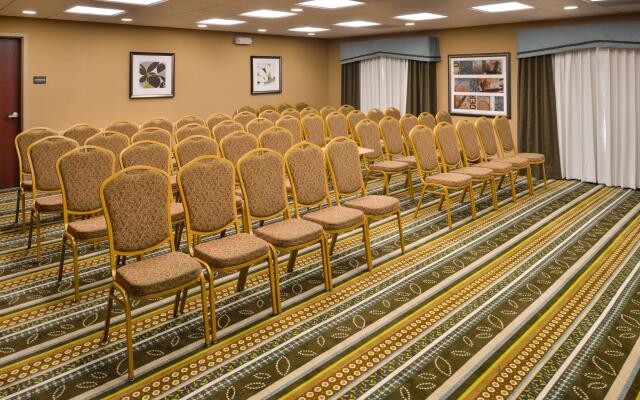 Hampton Inn & Suites St. Louis-Edwardsville