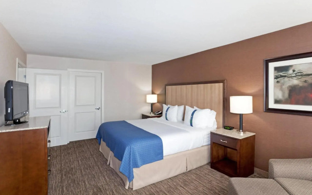 Holiday Inn Hotel & Suites Surrey East Cloverdale by IHG