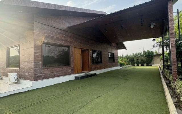 The Greenwood Farm And Lawn -Bijwasan