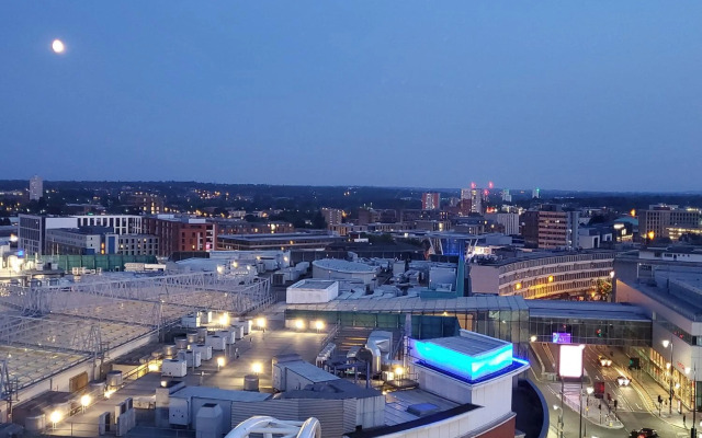 Cityscape Apartment in Birmingham with Self Checkin