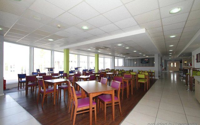 Holiday Inn Express Nuneaton by IHG