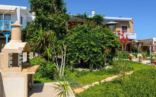 SEAesta Beach Studios
