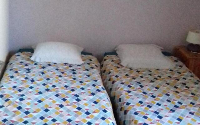 Gîte Saint-Léonard-des-Bois, 5 pièces, 7 personnes - FR-1-410-179