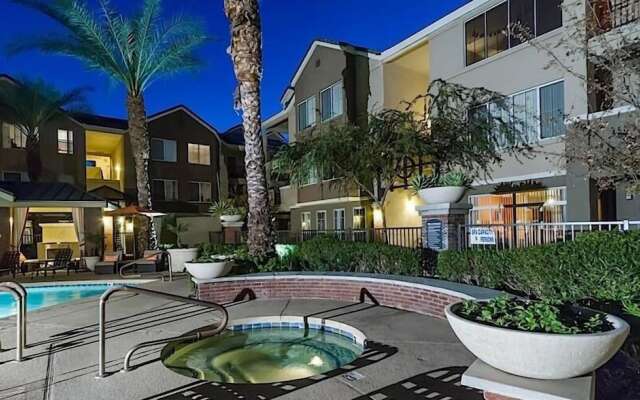 Heart of Phoenix By Signature Vacation Rentals