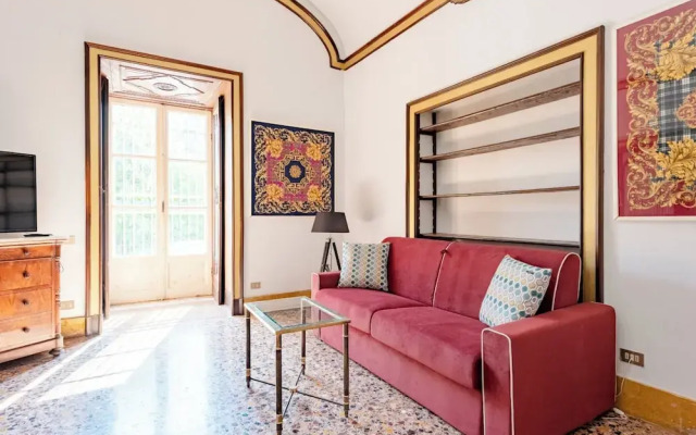Charming  Flat - Historic Center