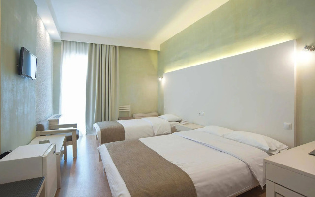 Nidimos Hotel