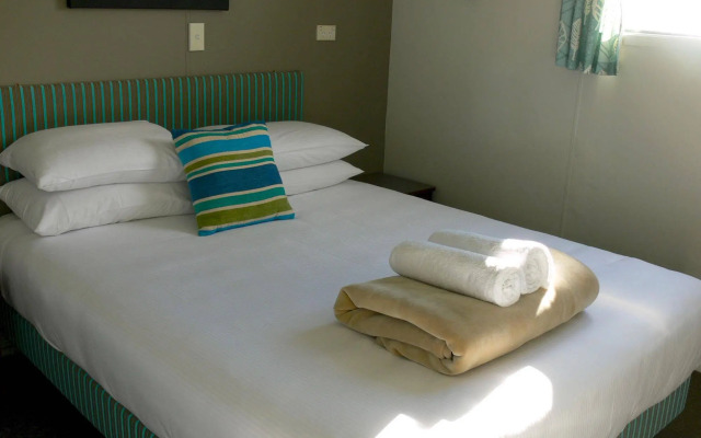 Oakura Beach Holiday Park