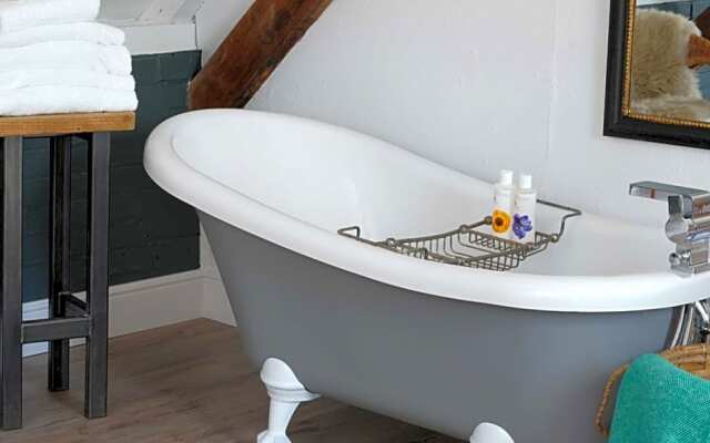 Bird & Carter Fonthill