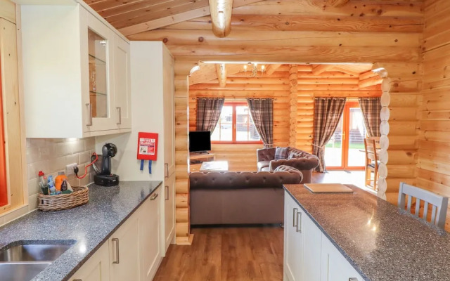 Maple Lodge