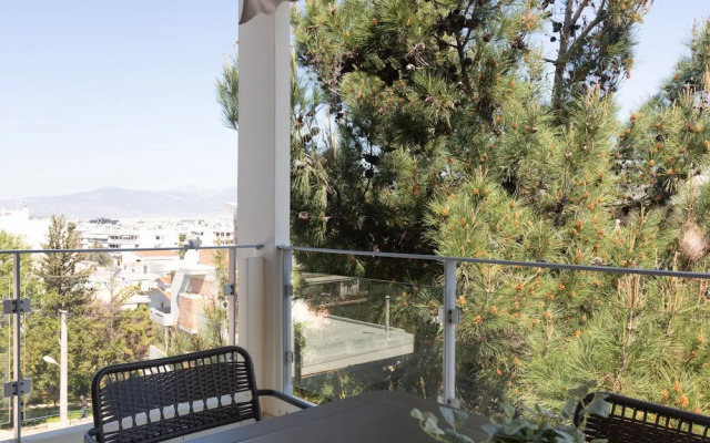 Majestic 3BR Apartment in Chalandri