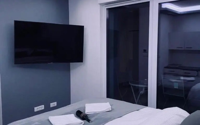 Jacuzzi Apartment Code 96