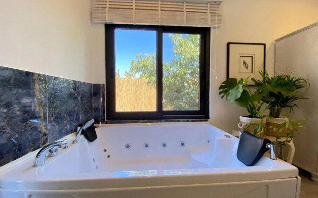 Villa With Jacuzzi Pool Backyard in Fethiye