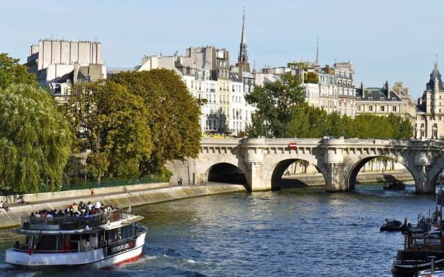 Amazing & Luminous 3bd for 6p at Luxembourg Garden