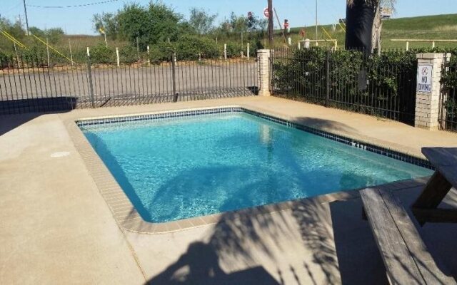 Sona Inn Dilley