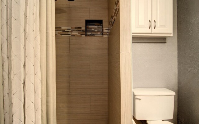 Third Floor Seabatical Condo in Mustang Island by Redawning