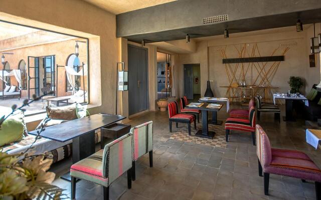 Shems Moon Lodge & Spa