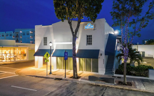 The Sunset Inn-South Miami