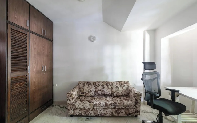 Casa Bianca by Red Olivenr Taj MG Roadpvt Garden