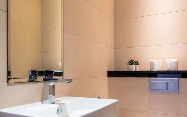 LUX - Dubai Marina Waterfront Suite 2