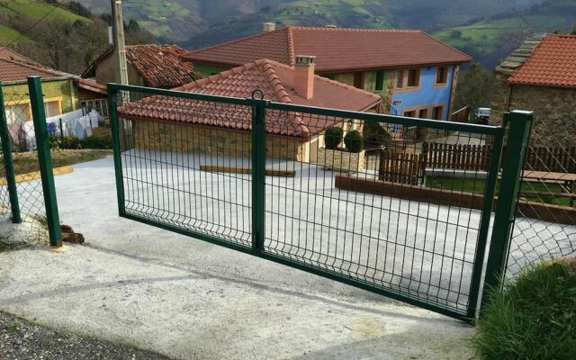 House With one Bedroom in Biescas, With Enclosed Garden