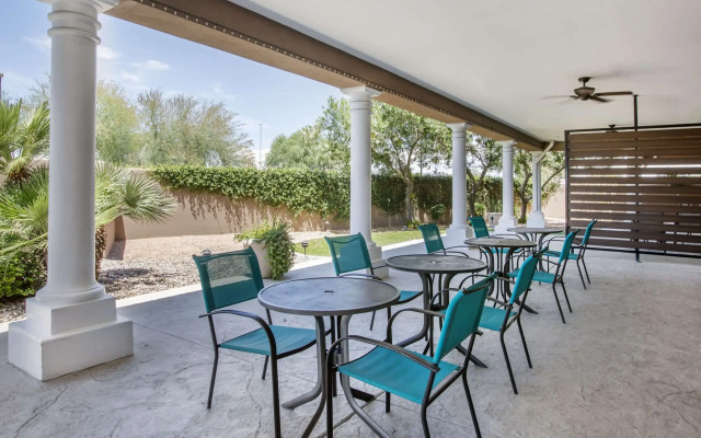 Country Inn & Suites by Radisson, Mesa, AZ