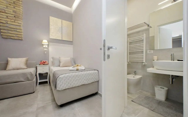 Roman Holiday Suites