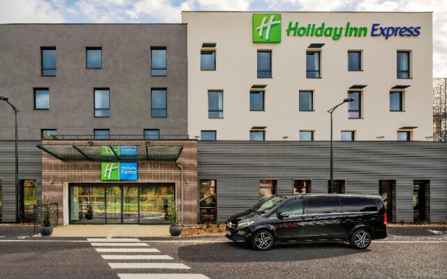 Holiday Inn Express Marne La Vallee Val D Europe