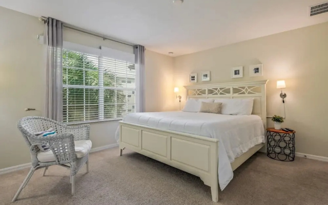 Cozy Home Near Disney Parks - Prime Location
