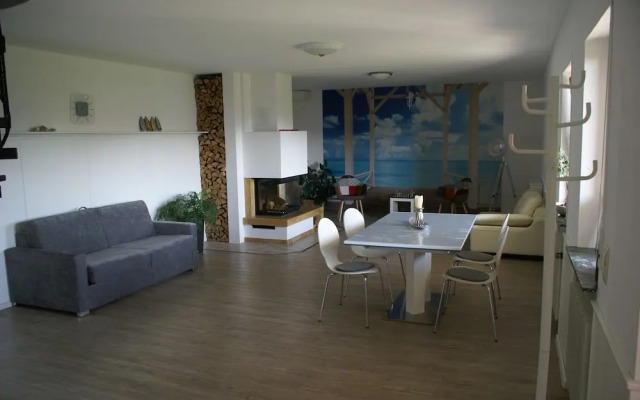 Oasis Apartment