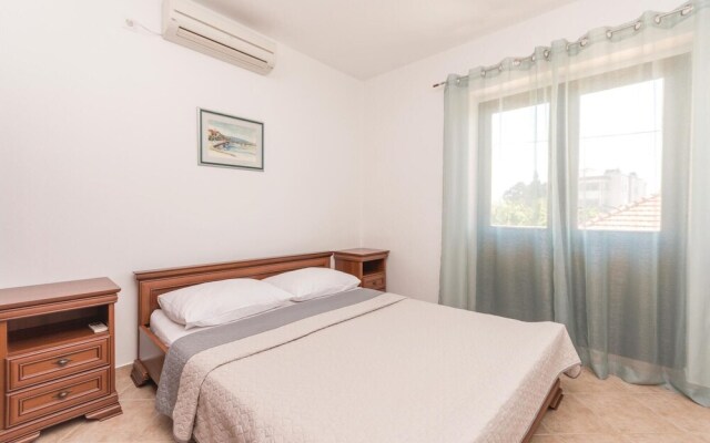 Beautiful Home in Bibinje With 5 Bedrooms
