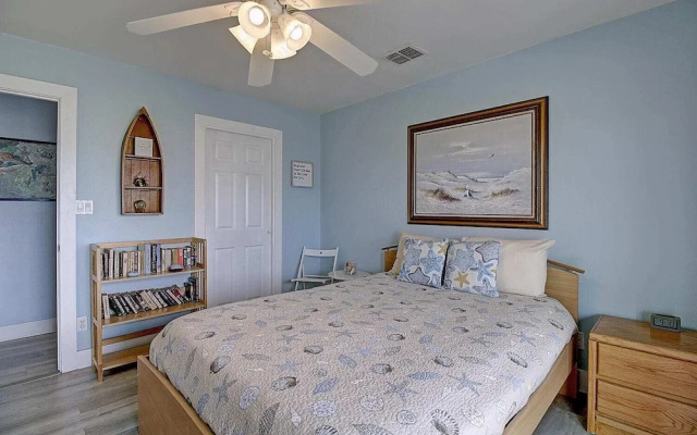 Spacious & Pet Friendly + Game Room Sleeps 10