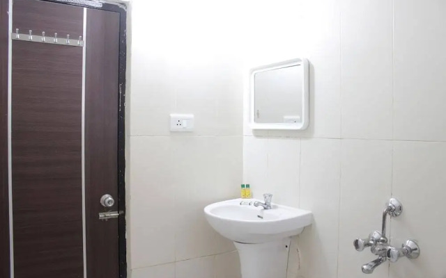 FabHotel MyPlace Kondapur HICC