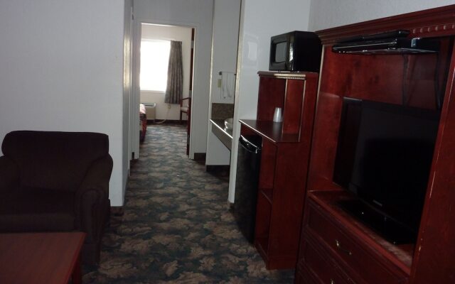 Sunset Inn and Suites