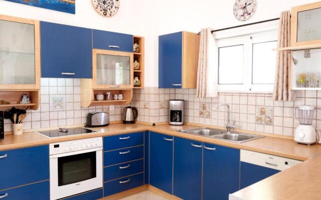 Haraki Beach Mediterranean Retreat