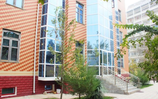 Hotel Sarvar