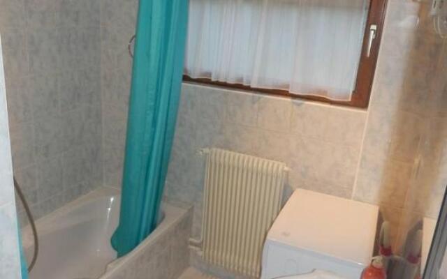 Agréable appartement 2 pieces a forbach - check in autonome