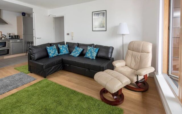 Top Floor Modern 2BD Flat in Northern Quarter