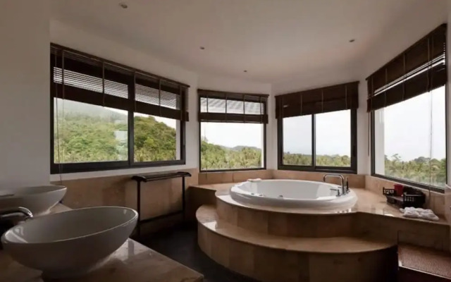 6 Bedroom Waterslide Villa SDV146-By Samui Dream Villas