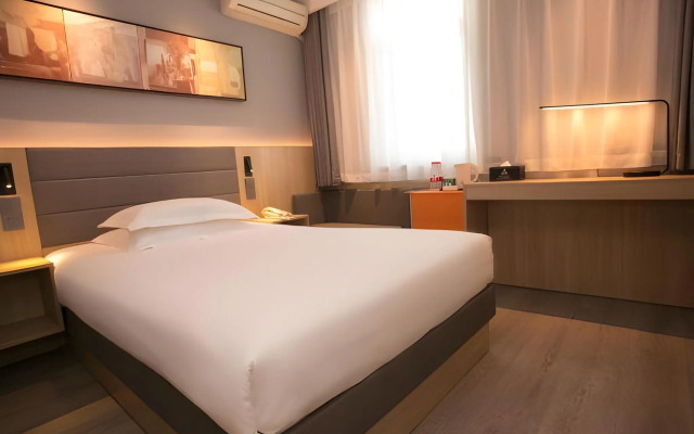 Jinjiang Inn Chuangchun Quanan Square