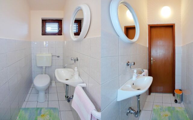 Apartment Julijana - economy apartment A1 Bibinje, Zadar riviera