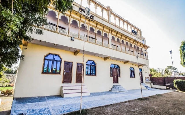 OYO 27015 Gorbandh Vatika