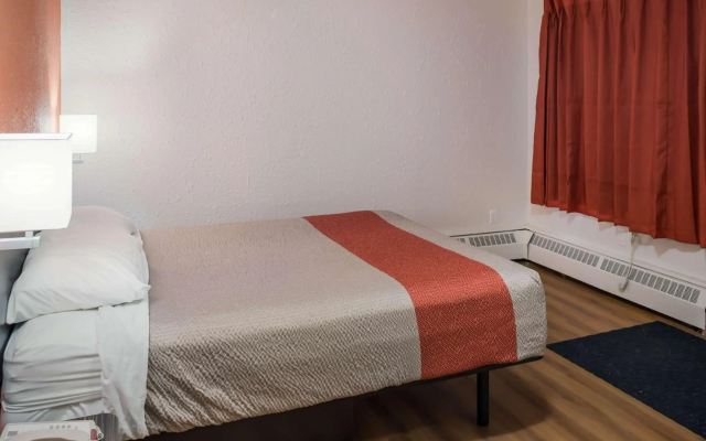 Motel 6 Fort St. John, BC