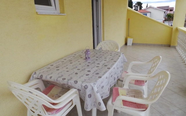 Draga - big Terrace Apartment - A2