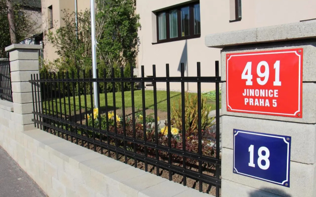 Apartments Praha Jinonice