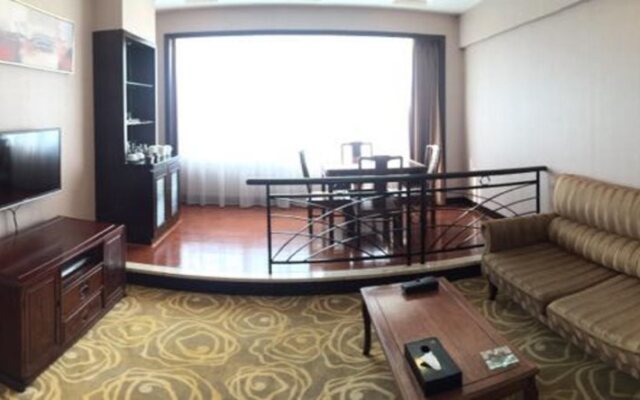 Fangzhong Holiday Hotel