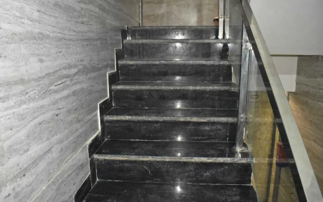 Shri Balaji Dham Hotel